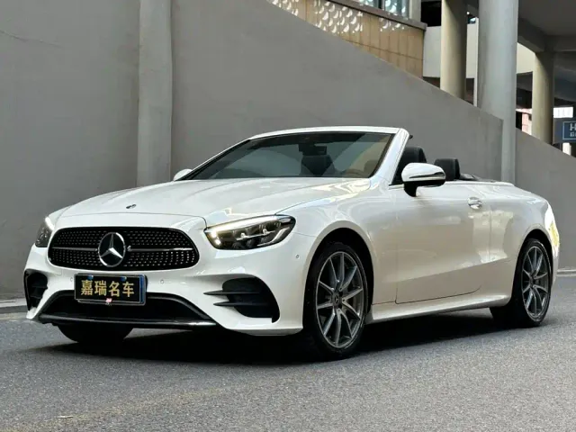 Фотография автомобиля — Mercedes-Benz E-Class