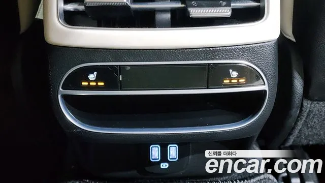 Genesis GV70 2.2 Дизель AWD — Фото автомобиля 18