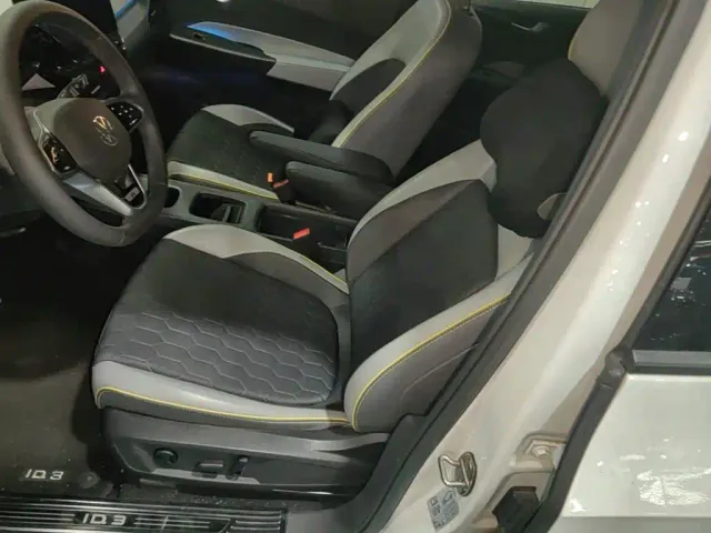 Volkswagen ID.3 — Фото автомобиля 14