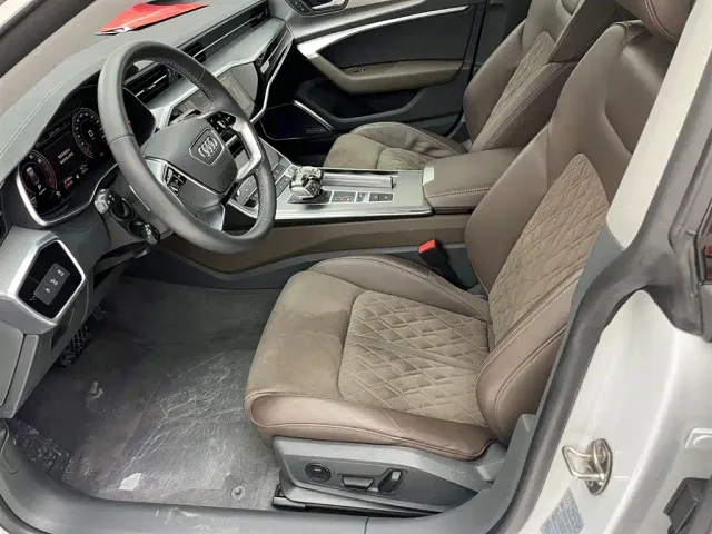 Audi A7L — Фото автомобиля 11