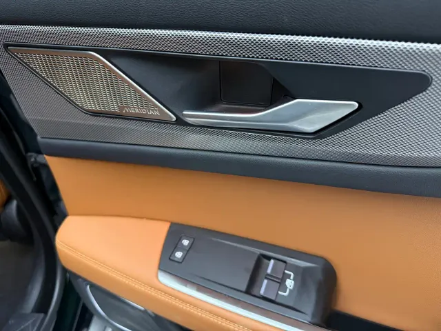 Jaguar XEL — Фото автомобиля 9