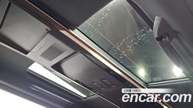 Toyota Alphard — Фото автомобиля 13