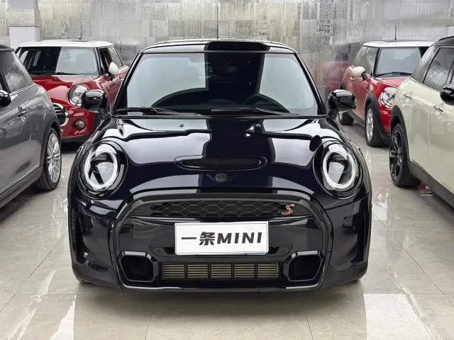 MINI Hatch — Фото автомобиля 2
