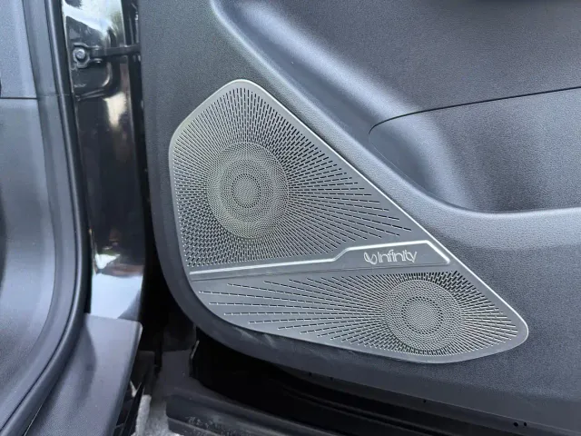 Geely Boyue L — Фото автомобиля 11