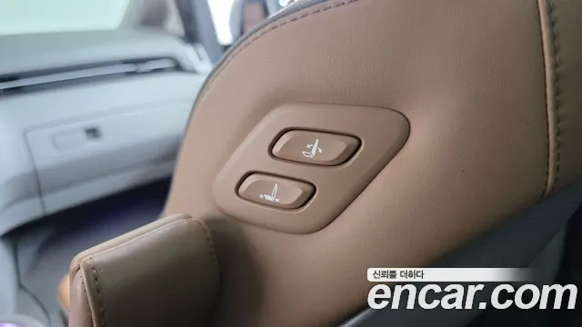 Hyundai Staria Staria 4WD Lounge 9 мест — Фото автомобиля 18