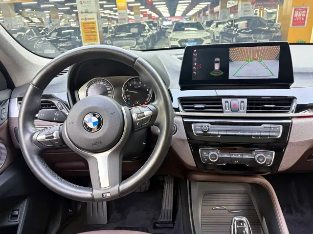 BMW X1 — Фото автомобиля 6