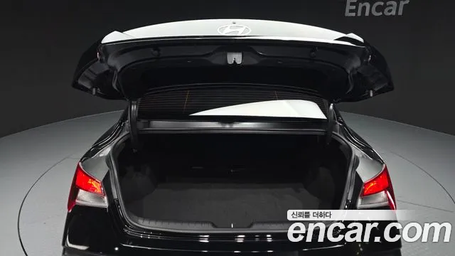 Hyundai AVANTE Smart — Фото автомобиля 20