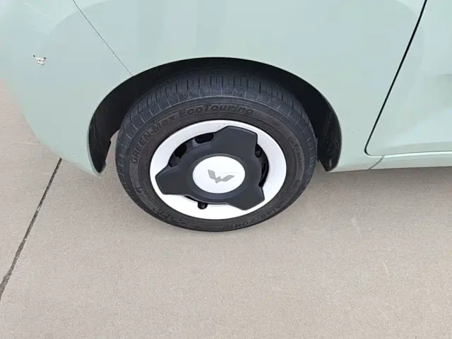 Wuling Hongguang Mini EV — Фото автомобиля 22