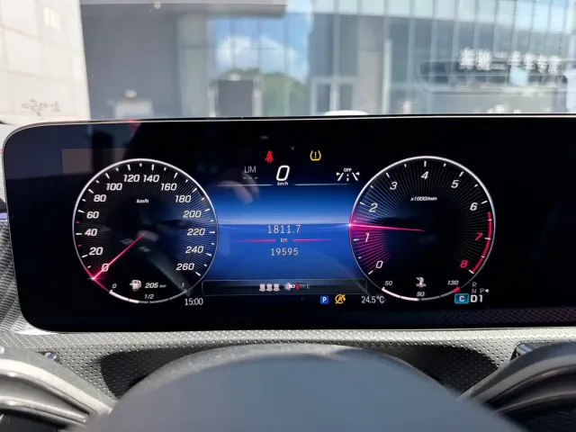 Mercedes-Benz A-Class — Фото автомобиля 27