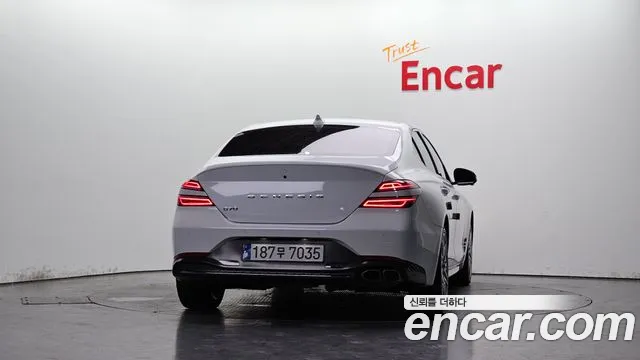 Genesis G70 — Фото автомобиля 3