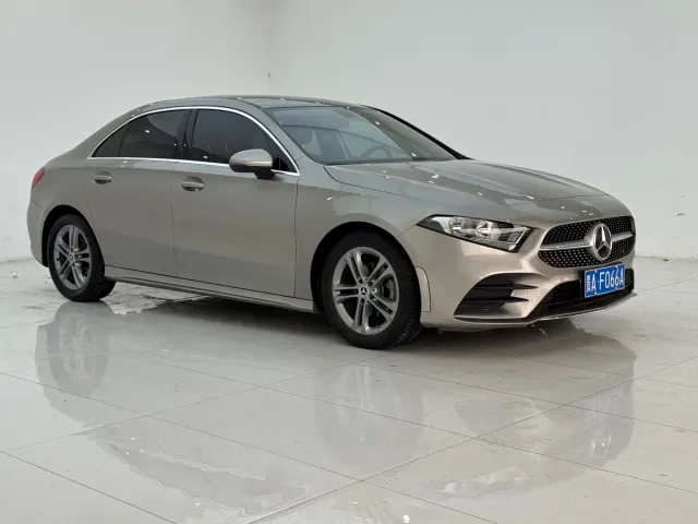 Mercedes-Benz A-Class — Фото автомобиля 10