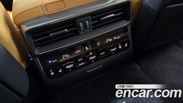 Lexus LX 4th Gen — Фото автомобиля 15