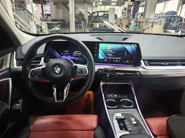 BMW X1 — Фото автомобиля 5