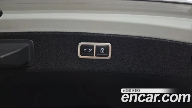 Genesis G80 Бензин 2.5 турбо AWD — Фото автомобиля 30