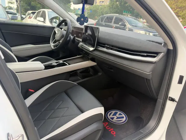 Volkswagen Sagitar — Фото автомобиля 18