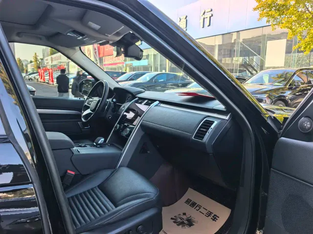 Land Rover Discovery — Фото автомобиля 7