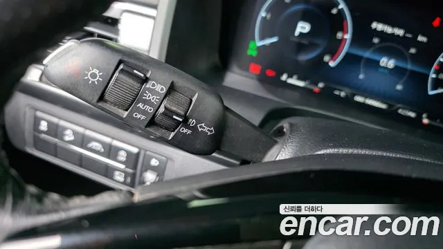 KG_Mobility_Ssangyong Rexton Новый Rexton Sport Дизель 2.2 4WD — Фото автомобиля 25