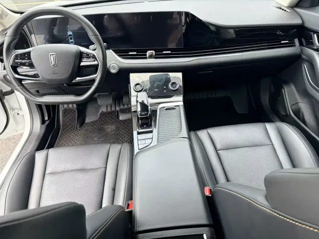 Bestune B70 — Фото автомобиля 4