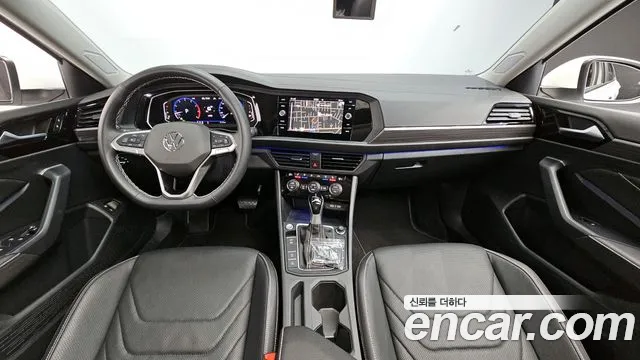 Volkswagen Jetta — Фото автомобиля 5