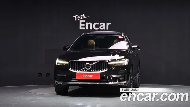 Volvo XC60 Generation 2 — Фото автомобиля 3