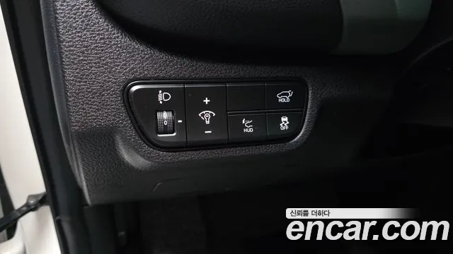 Kia Seltos New — Фото автомобиля 29