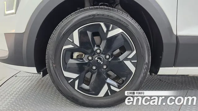Kia Niro New — Фото автомобиля 5