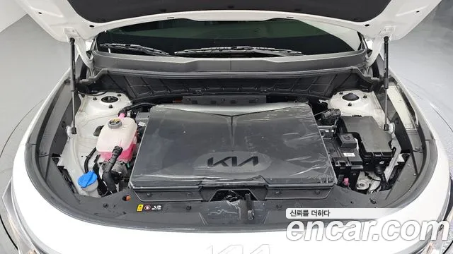 Kia Niro — Фото автомобиля 9