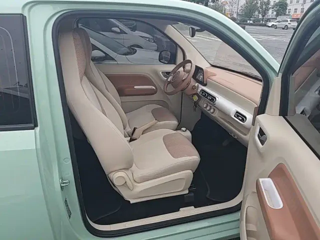 Wuling Hongguang Mini EV — Фото автомобиля 24