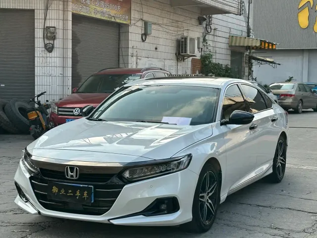 Фотография автомобиля — Honda Accord