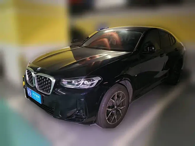 Фотография автомобиля — BMW X4