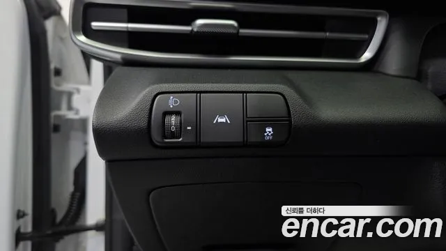 Hyundai AVANTE Avante (CN7) — Фото автомобиля 15