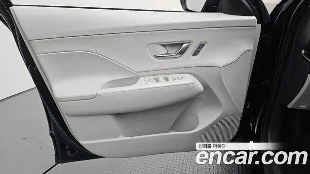 Hyundai Kona SX2 — Фото автомобиля 13