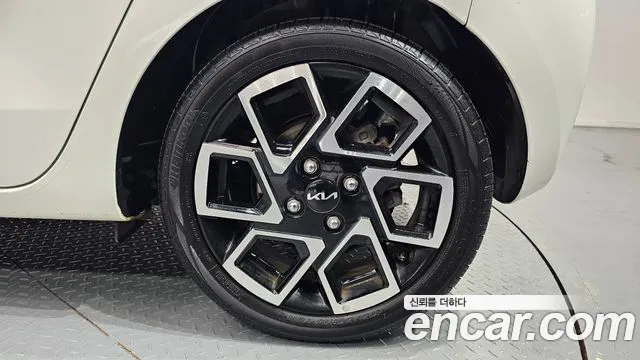 Kia RAY Новый Kia Ray Signature — Фото автомобиля 18