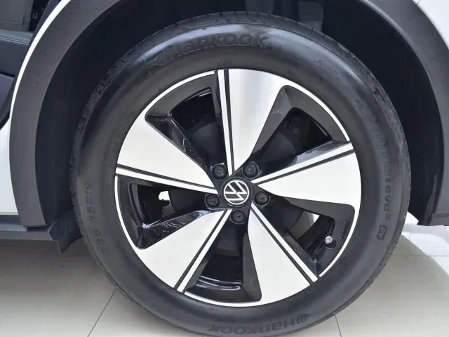 Volkswagen ID.4 X — Фото автомобиля 11