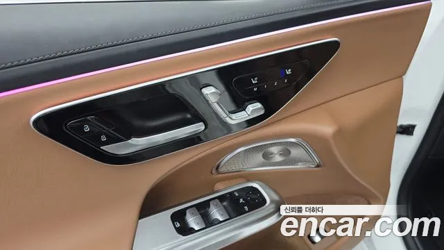 Mercedes-Benz E-Class W214 — Фото автомобиля 25