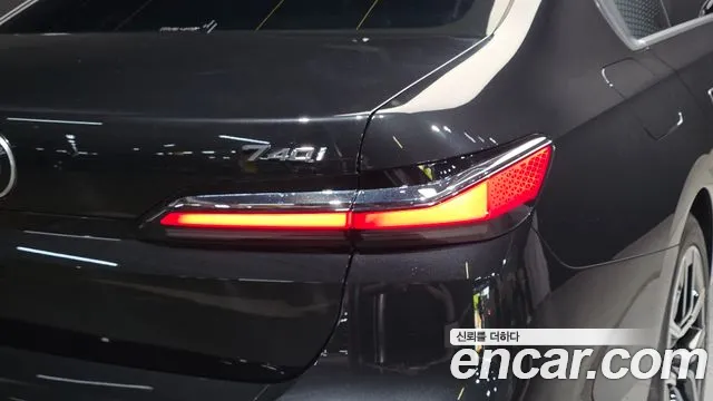 BMW 7-Series 7 серия (G70) 740i xDrive M Sport — Фото автомобиля 23