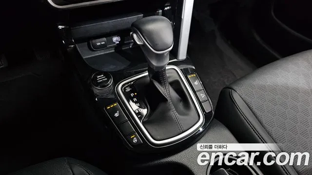 Kia Seltos — Фото автомобиля 12