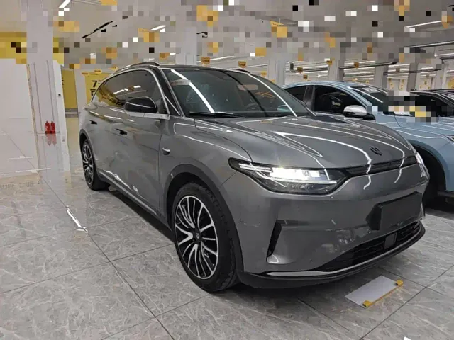 Leapmotor C11 — Фото автомобиля 3