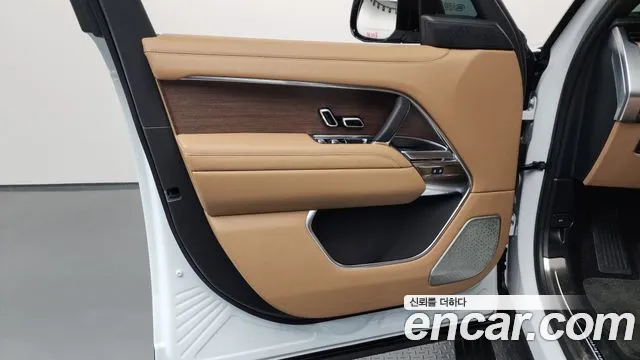 Land Rover Range Rover — Фото автомобиля 17