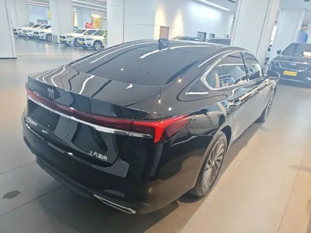 Buick LaCrosse — Фото автомобиля 6