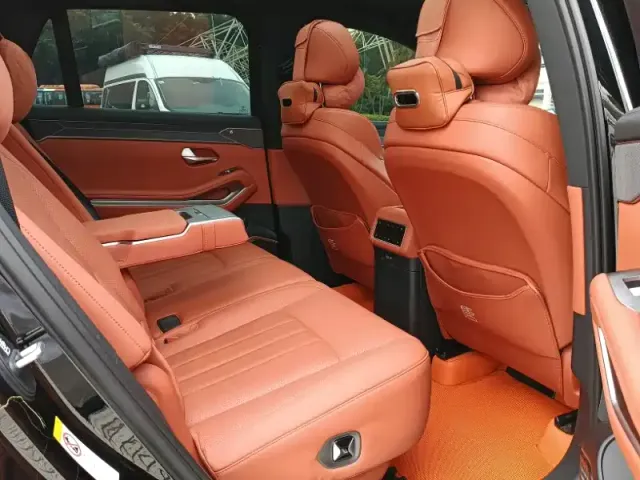 BYD Tang L — Фото автомобиля 11