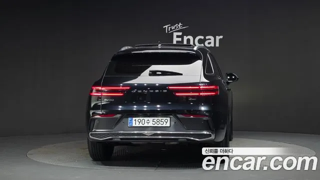 Genesis GV70 2.5T Бензин AWD — Фото автомобиля 4