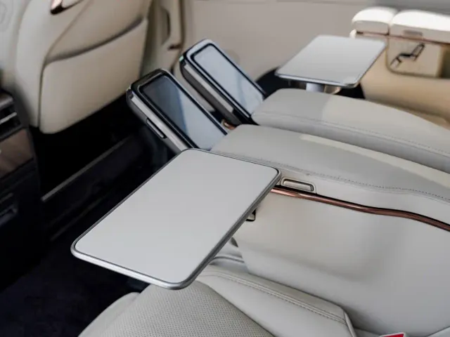 Lexus Lexus LM 2025 Model 500h Six-Seater Prestige Edition — Фото автомобиля 12