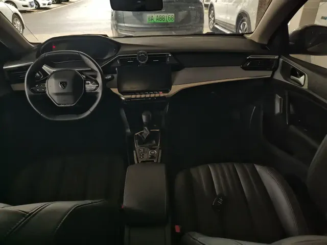 Peugeot 408 — Фото автомобиля 6