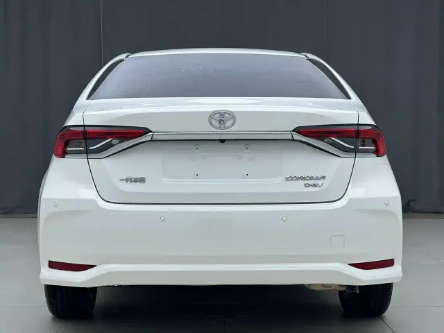 Toyota Corolla — Фото автомобиля 5