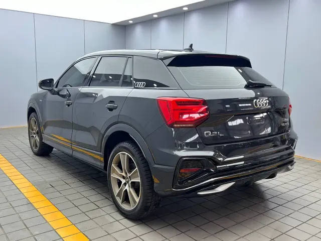Audi Q2L — Фото автомобиля 4