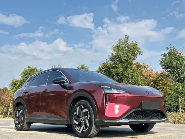 Baojun Yunhai — Фото автомобиля 3