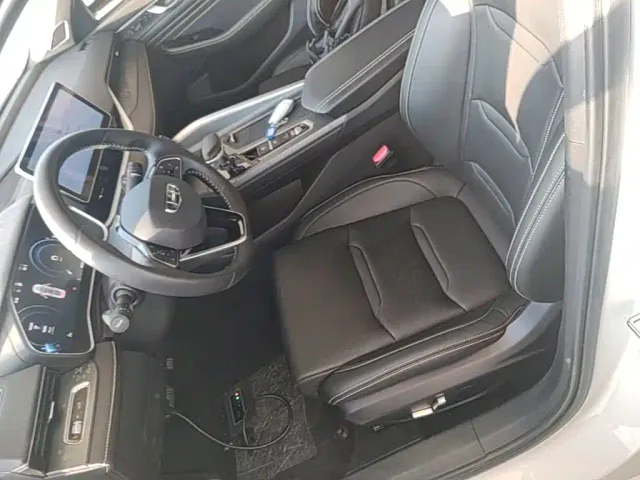 Geely Xingrui — Фото автомобиля 14