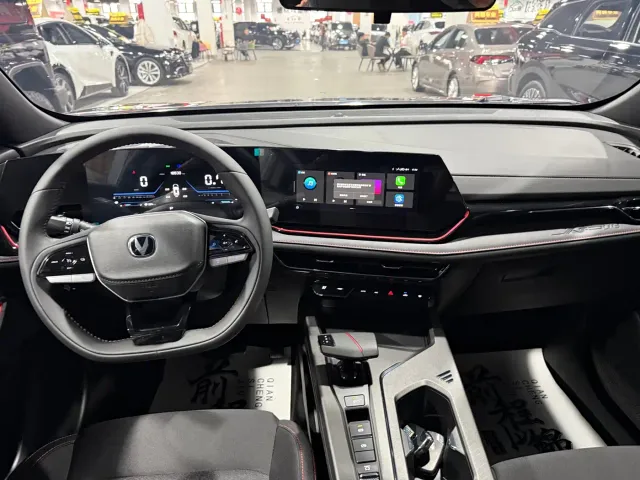 Changan X5 Plus — Фото автомобиля 6