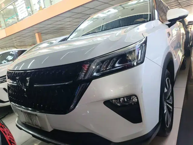 Wuling Asta — Фото автомобиля 23
